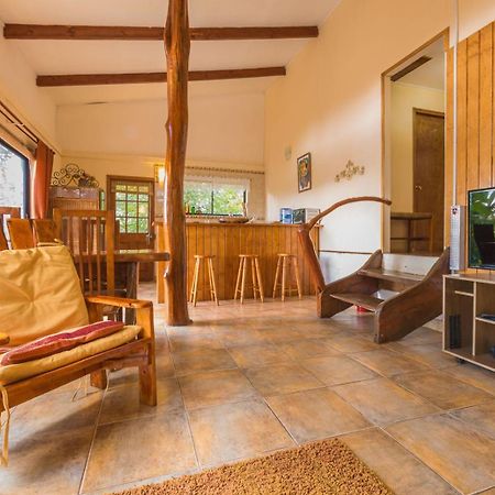 Cabana Vaenga Miro Hanga Roa Esterno foto